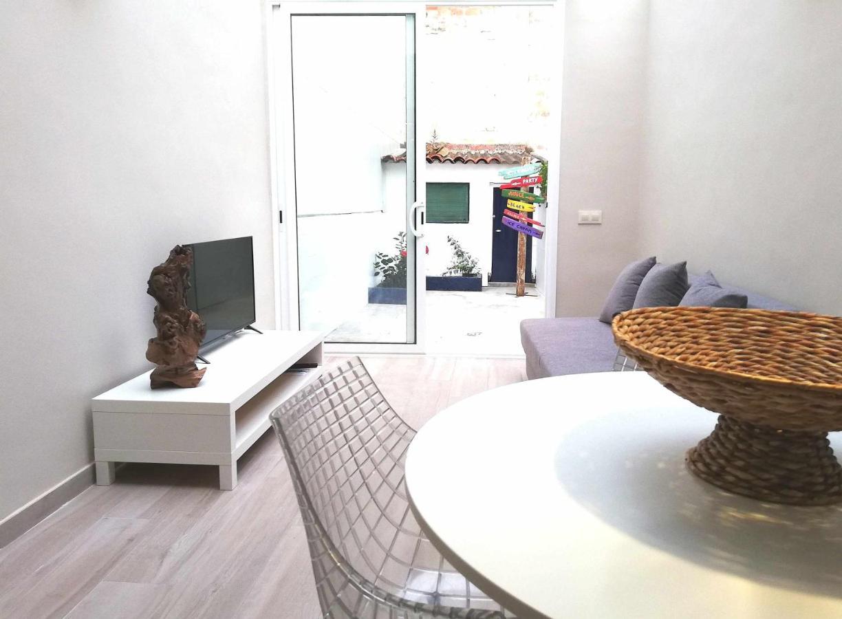 Mazi Apartments Chic Badalona Exterior photo